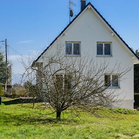 Marlyse House בית נופש