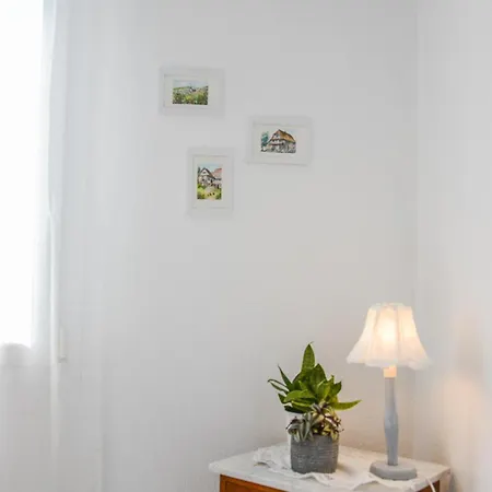 בית נופש Marlyse House *