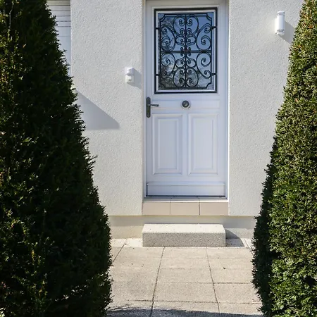 Marlyse House בית נופש Habsheim